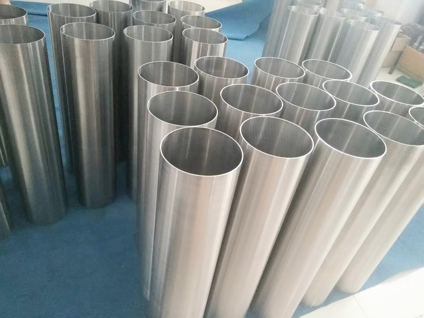 Characteristics of titanium alloy pipe